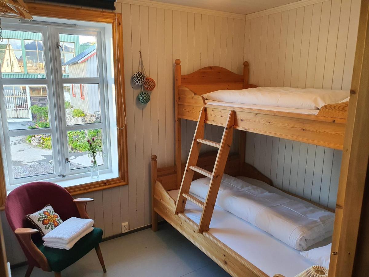 Heimbrygga Restaurant & Accommodation Skrova Luaran gambar