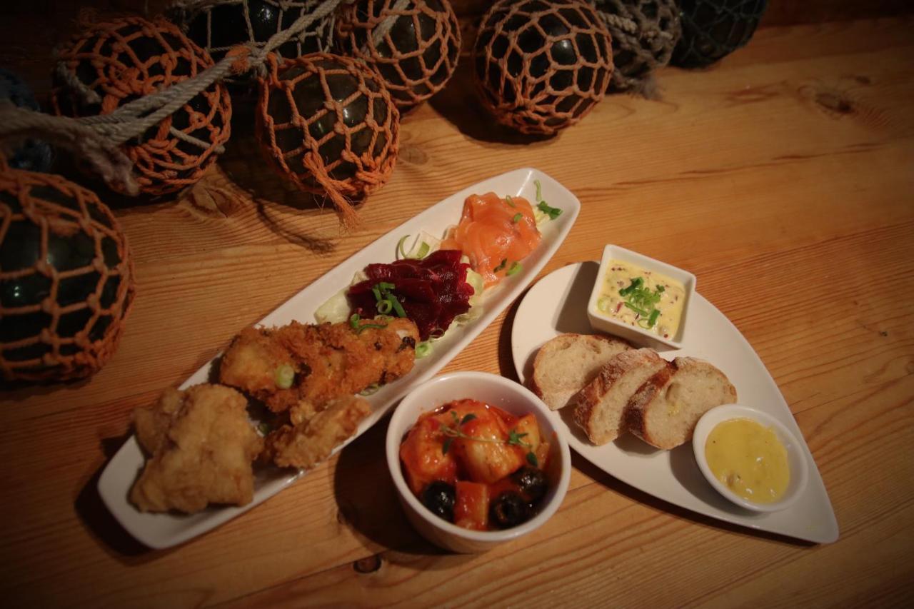 Heimbrygga Restaurant & Accommodation Skrova Luaran gambar