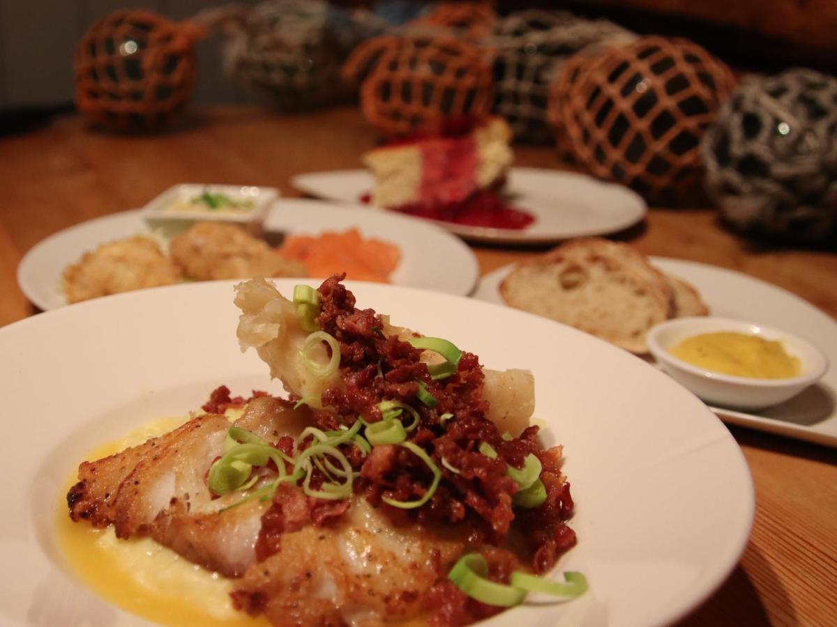 Heimbrygga Restaurant & Accommodation Skrova Luaran gambar